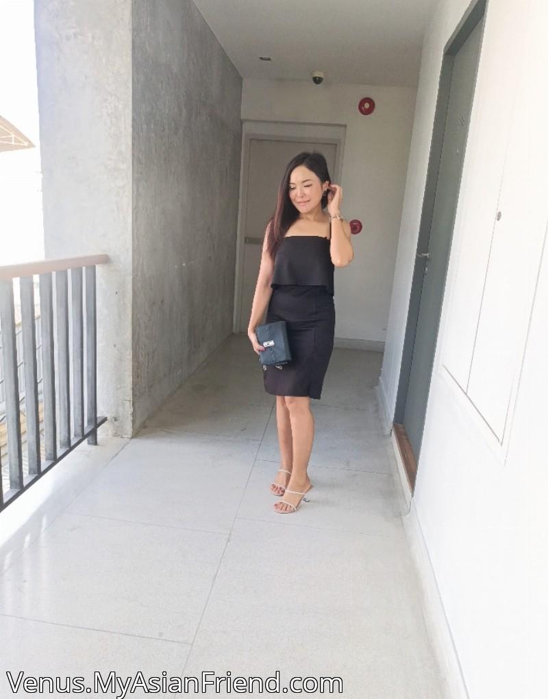 Venus's personal blog photo 1 added Tuesday the 19th of November 2024